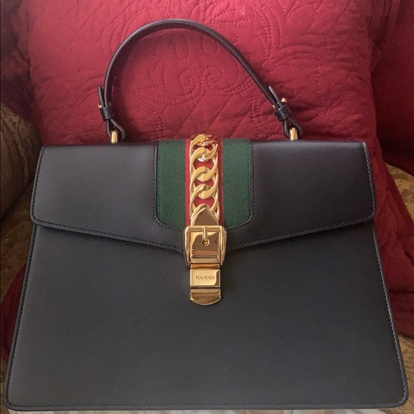 GUCCI SYLVIE TOP HANDLE-medium - Picture 4 of 10